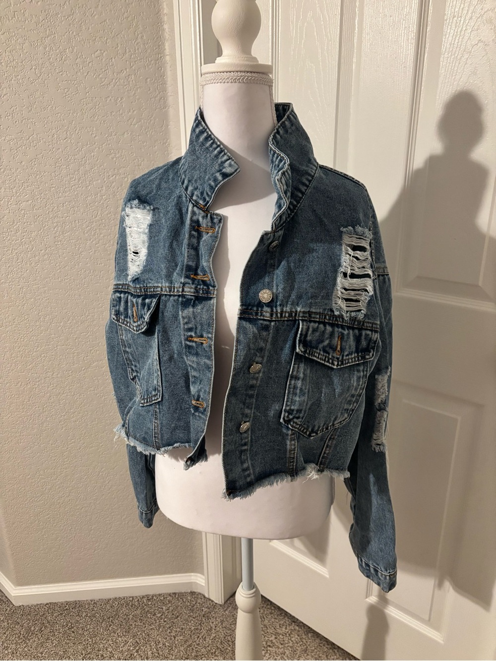 Distressed Cropped Denim Jacket - like new